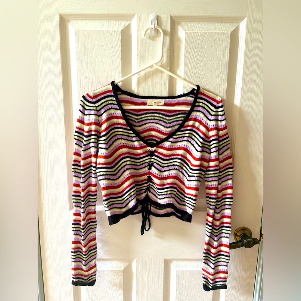 La Hearts ribbed stripe sweater top🩵✨
-lightly worn
-size s
